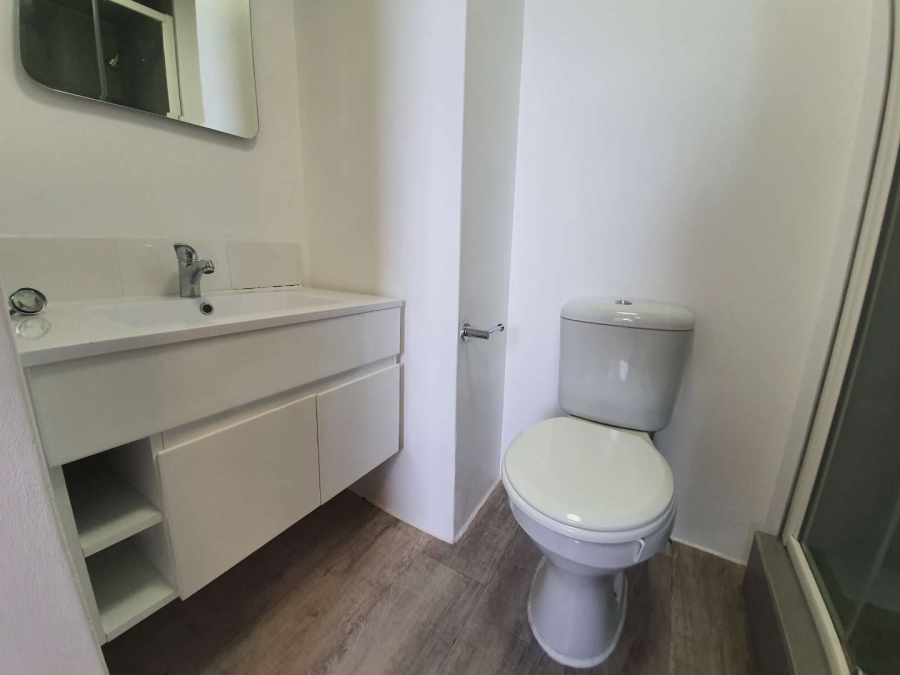 To Let 2 Bedroom Property for Rent in Observatory Western Cape